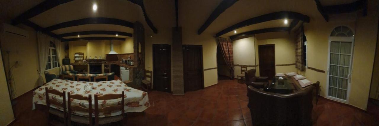 Monte Rosado Viviendas Vacacionales La Peza Esterno foto