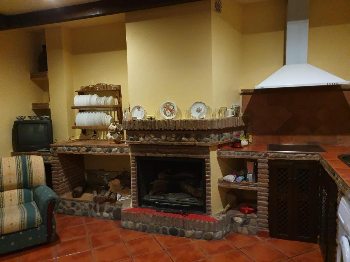 Monte Rosado Viviendas Vacacionales La Peza Esterno foto